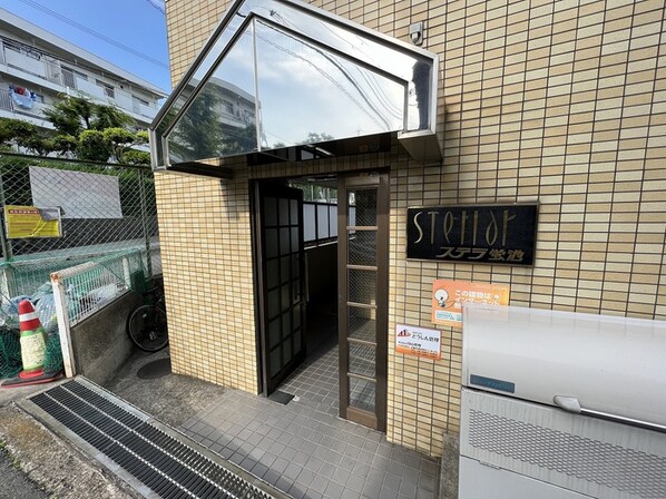 ステラ蛍池の物件外観写真